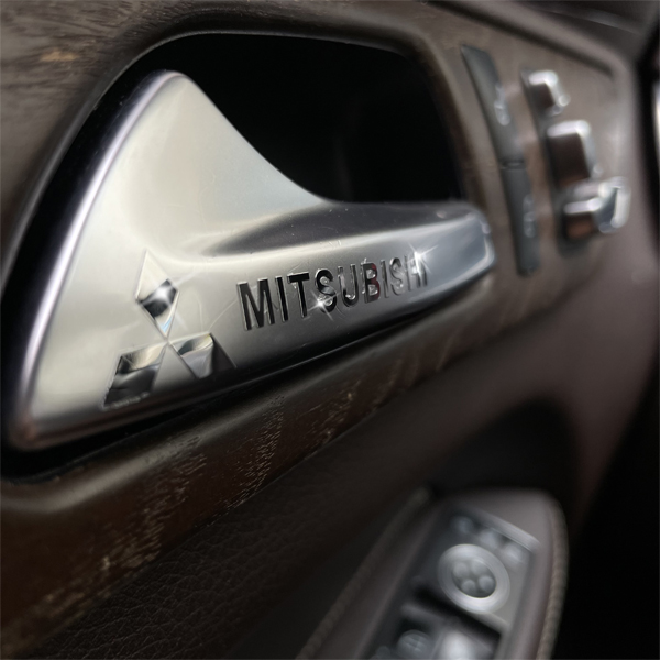 Autó fém 3D autócímke