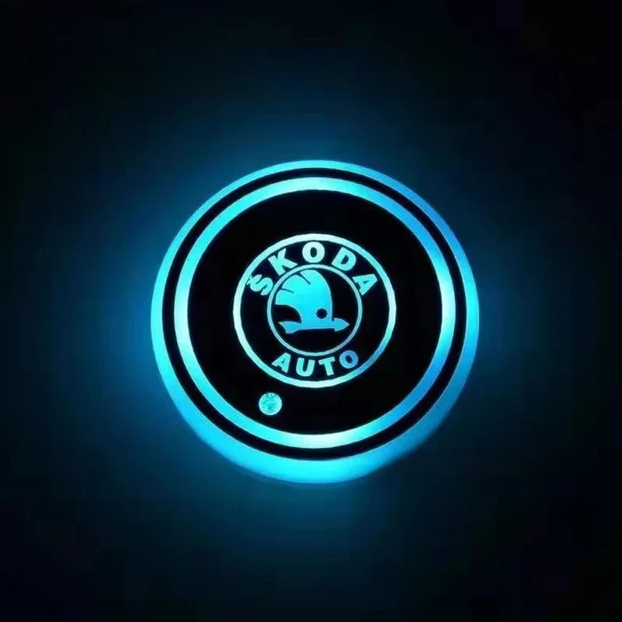 Kolorowe podstawki samochodowe LED