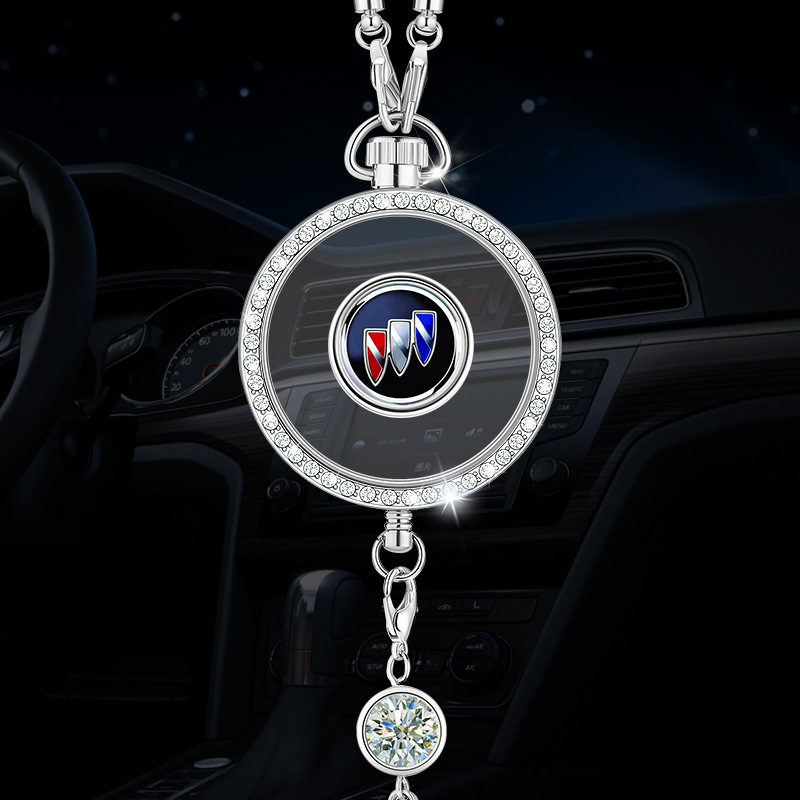Wisiorek z logo aromaterapii samochodowej z metalu i diament��w
