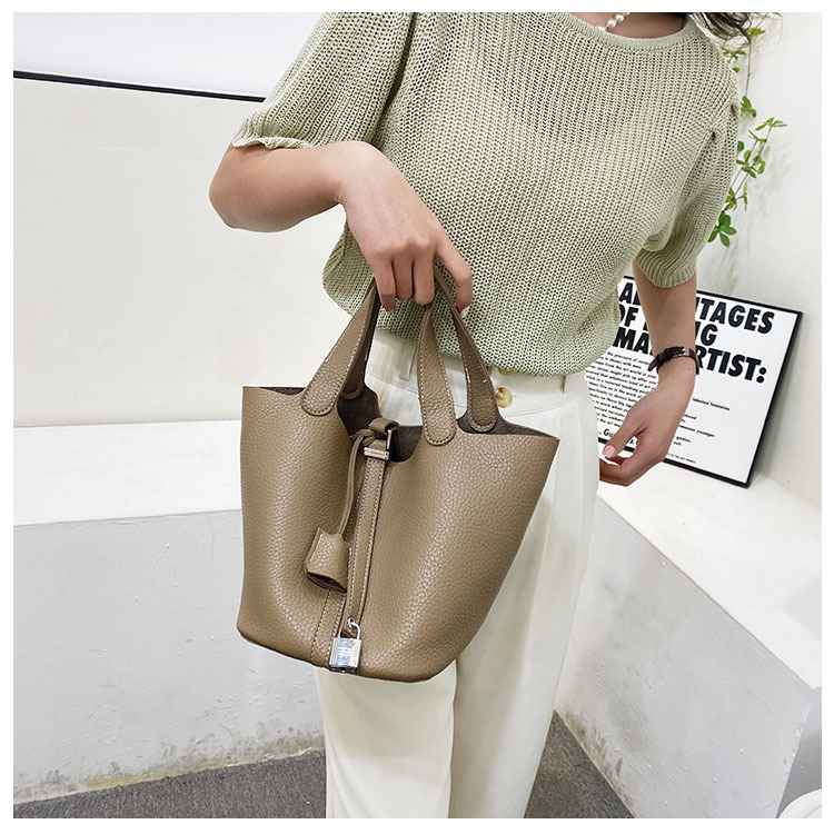 💼 Ladies Genuine Leather Soft Bucket Bag 💼