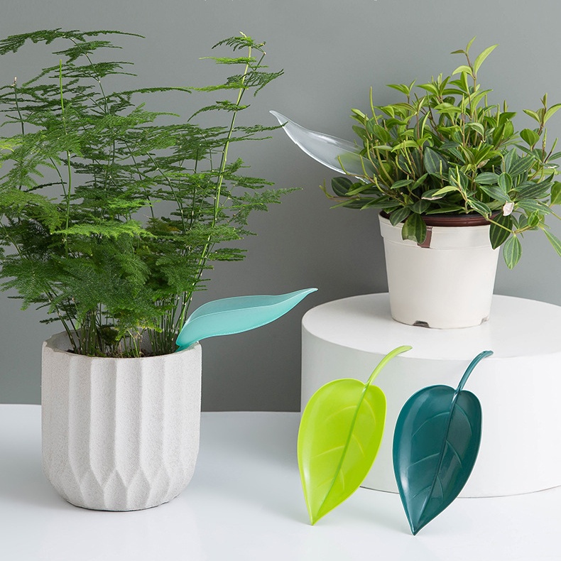 🍃 Leaf Plant Watering Funnel