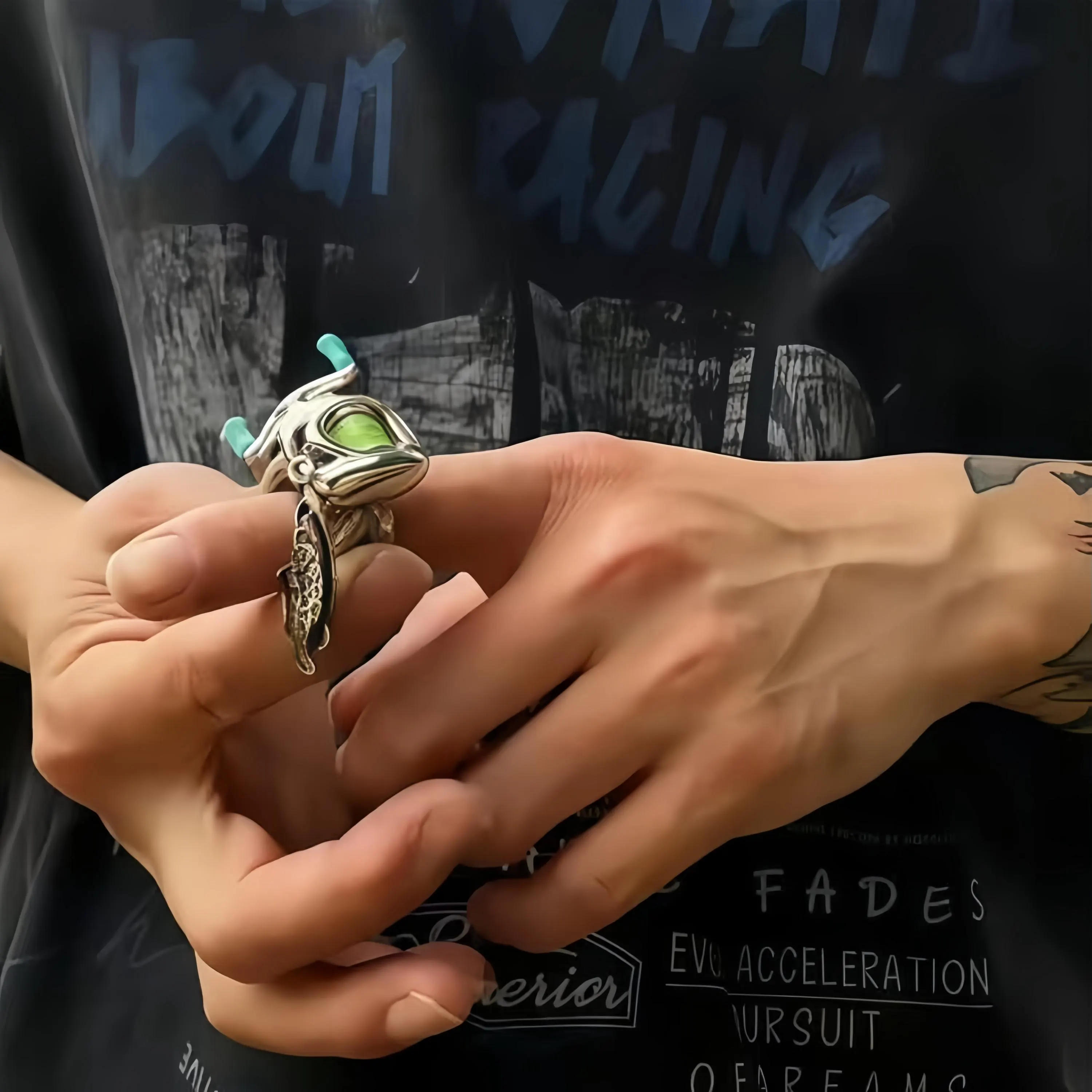 Rotating Mini Fishing Reel Necklace