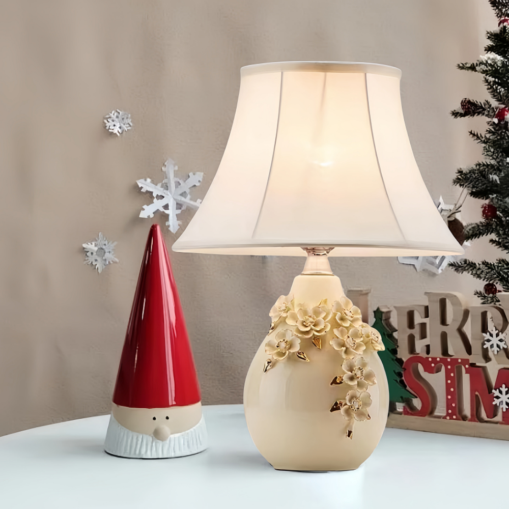 American Style White Series Ceramic Carved Desk Lamp With Simple Fabric Lampshade