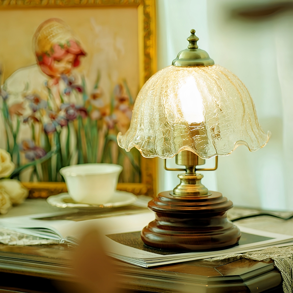 Vintage French Style Floral Glass Table Lamp Solid Wood Bedside Lamp