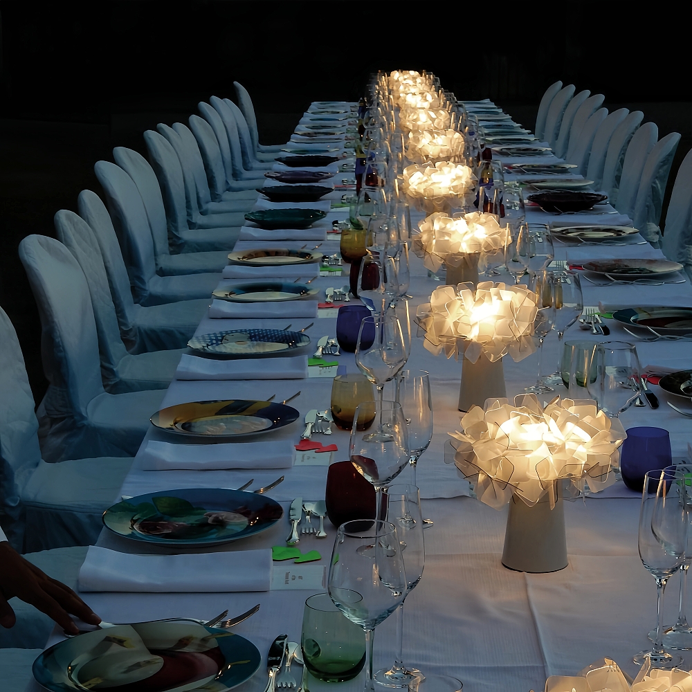 Modern Creative Colorful Flower Shaped Living Room Bedroom Decorative Desk Lamp