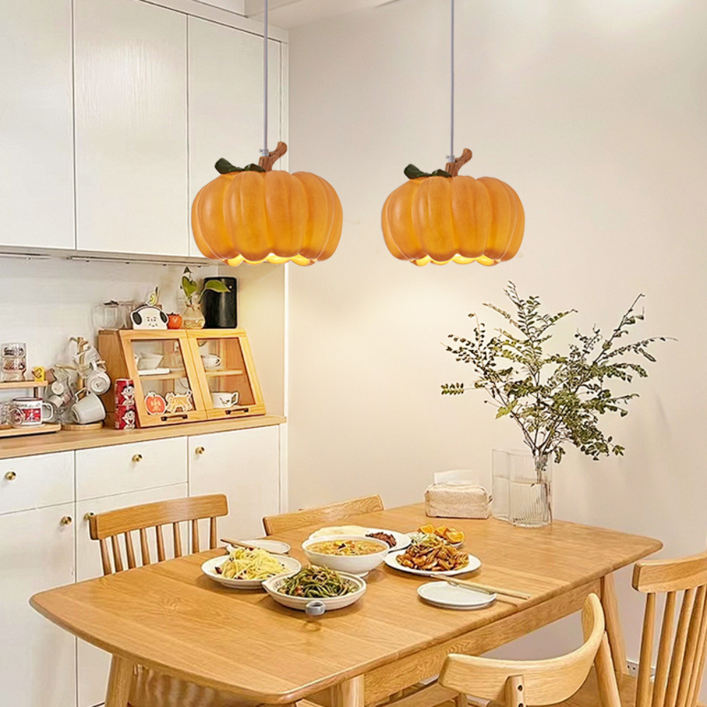 Retro creative resin pumpkin chandelier suitable for foyer bar and restaurant