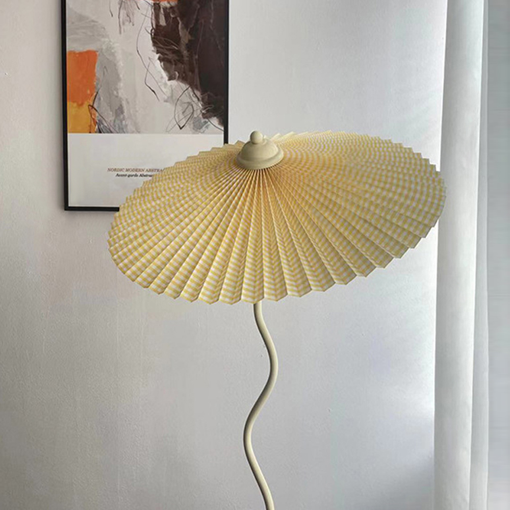 Vintage Pleated S-shaped Floor Lamp Designer Art Fabric Standing Lamps