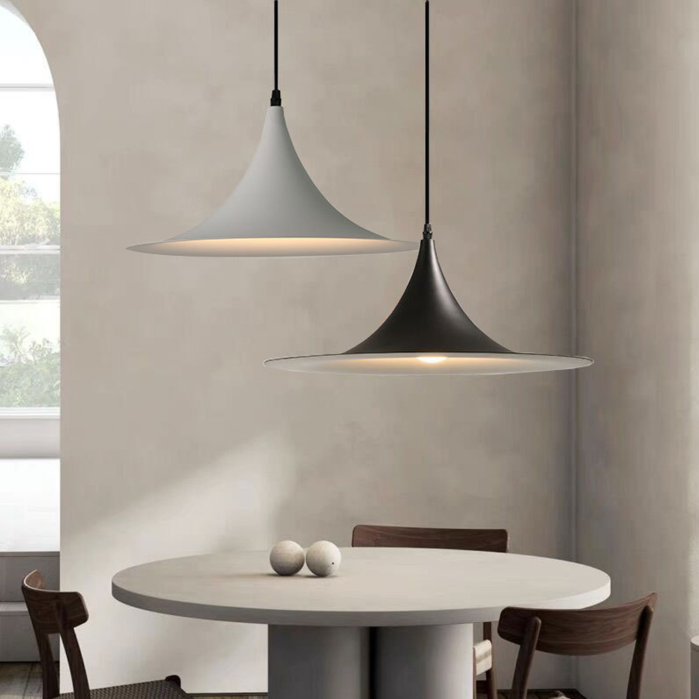 Industrial Style Horn Chandelier Minimalist Single-head Restaurant Metal Pendant Light