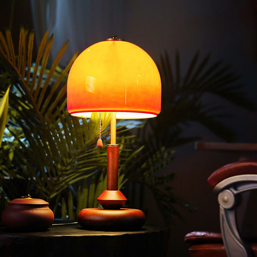 Vintage Glass-Decorated Solid Wood Sunset Table Lamp