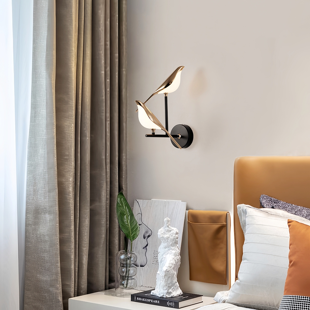 Modern Creative Magpie Bird Shaped Wall Lamp