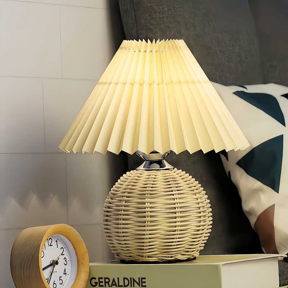 Nordic Style Retro Fabric Pleated Lampshade Rattan Woven Small Table Lamp