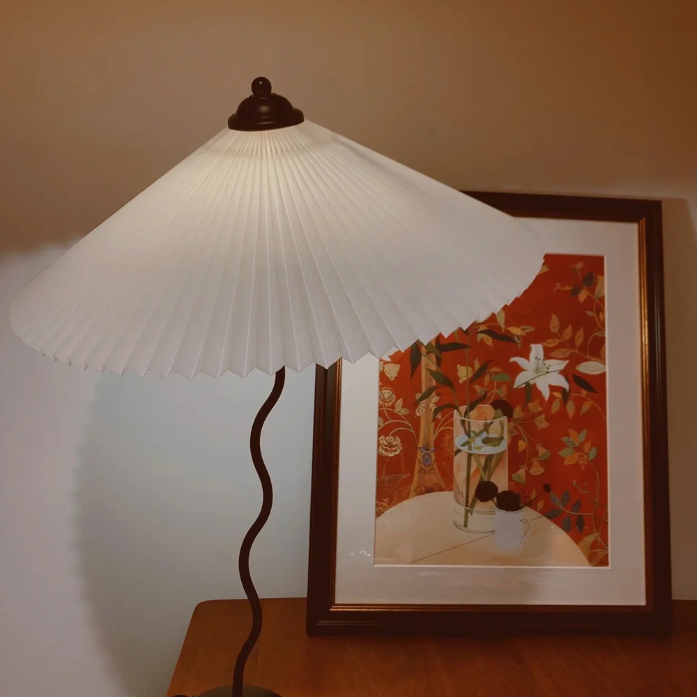 Modern Squiggle Table Lamp Pleated Umbrella Desk Lamp