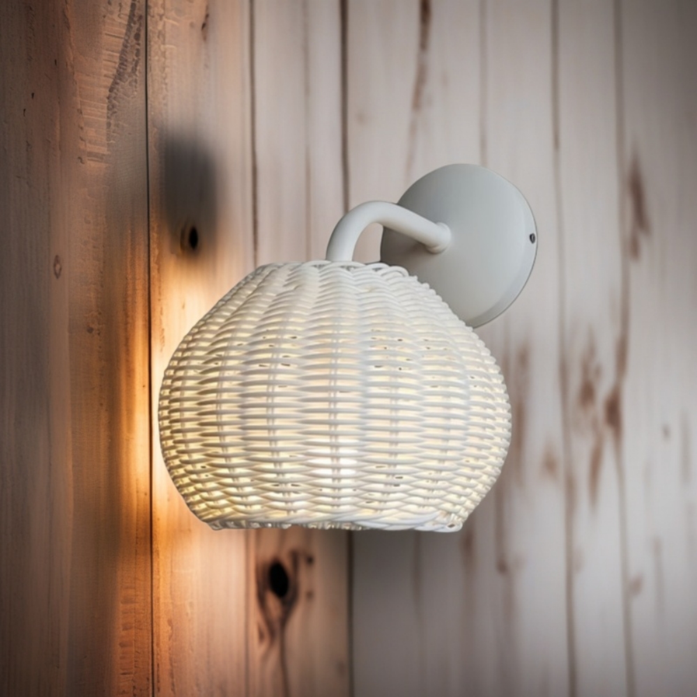Woven Rattan Waterproof Outdoor Wall Lamp For Courtyard