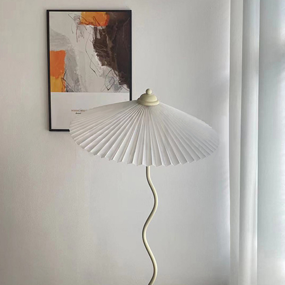 Vintage Pleated S-shaped Floor Lamp Designer Art Fabric Standing Lamps
