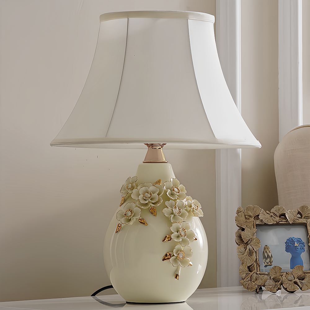 American Style White Series Ceramic Carved Desk Lamp With Simple Fabric Lampshade