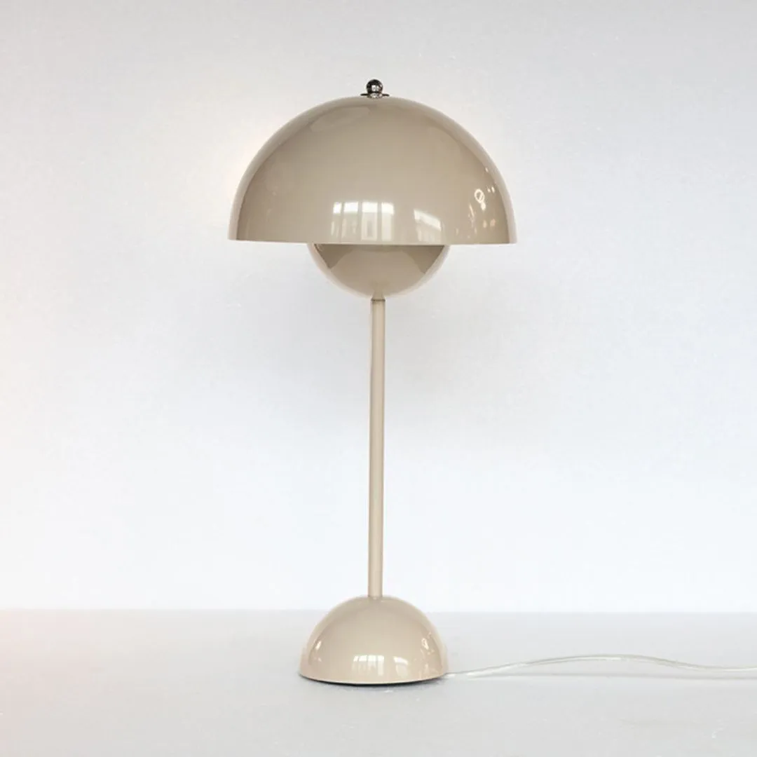 Flowerpot VP9 Table Lamp Minimalist Metal Creative Beside Lamp