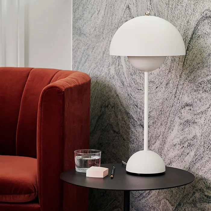 Flowerpot VP9 Table Lamp Minimalist Metal Creative Beside Lamp