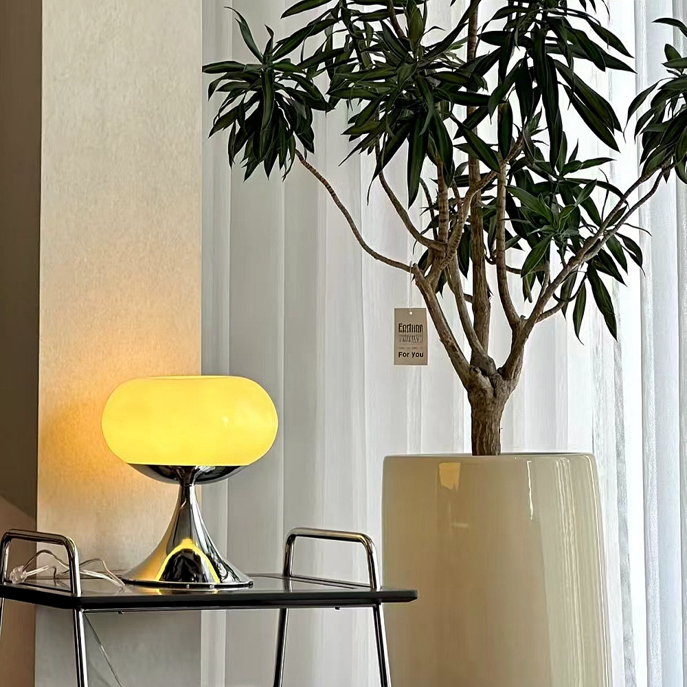 Creative Green Apple Vintage Atmosphere Bauhaus Glass Desk Lamp