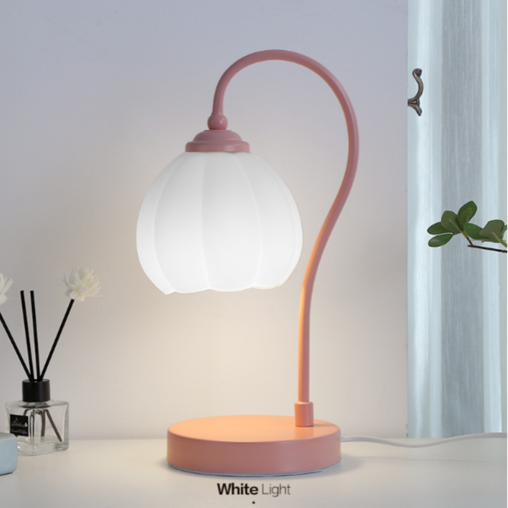 Bedroom desk lamp cream style bedside study flower bud creative eye protection night light
