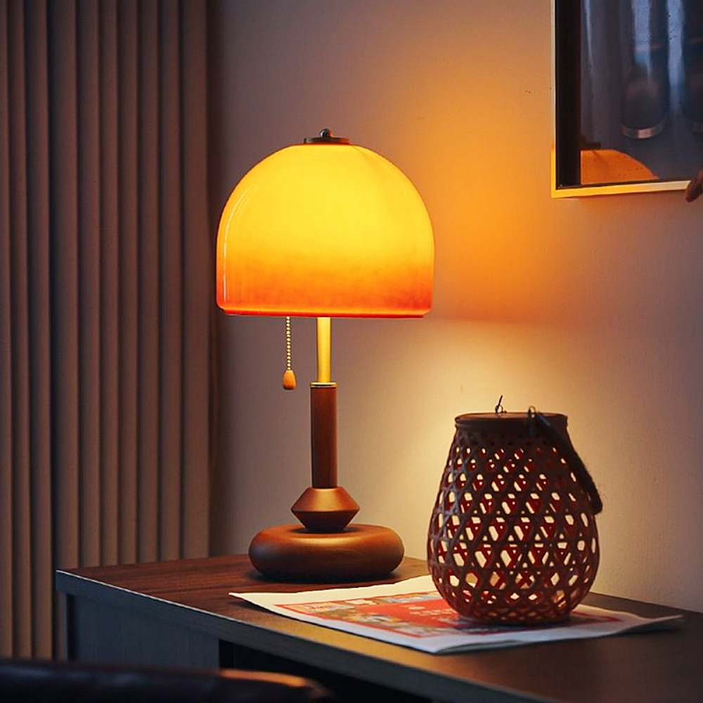 Vintage Glass-Decorated Solid Wood Sunset Table Lamp