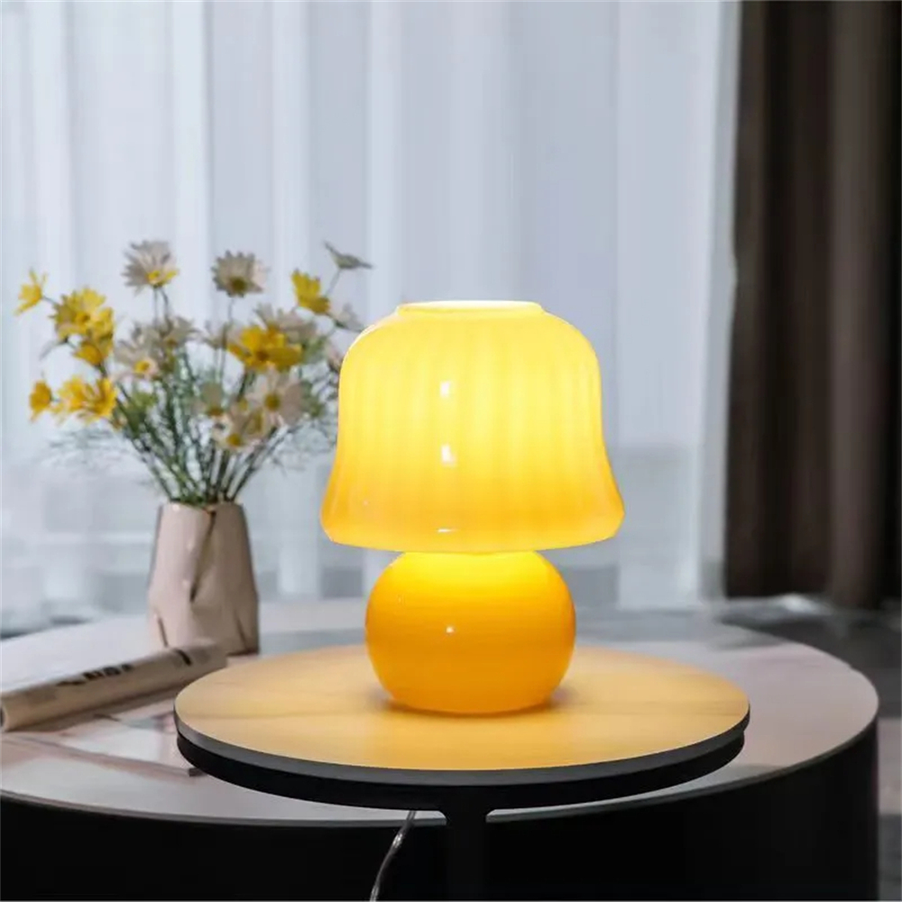 French Cream Mushroom Lamp Creative Decorative Table Lamp For Bedroom