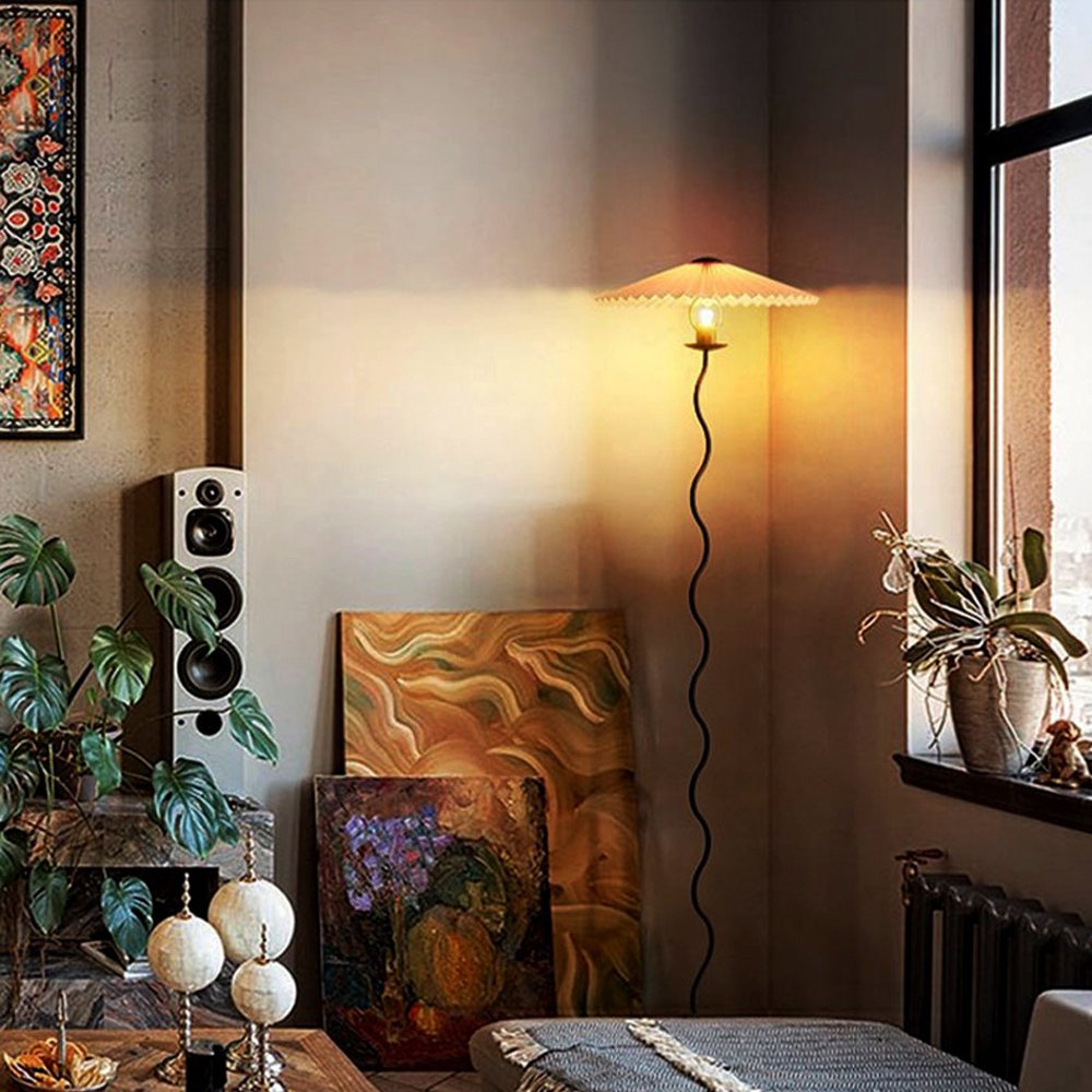 Vintage Pleated S-shaped Floor Lamp Designer Art Fabric Standing Lamps