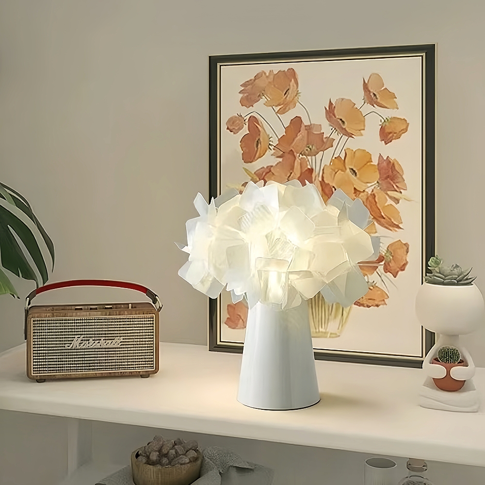Modern Creative Colorful Flower Shaped Living Room Bedroom Decorative Desk Lamp