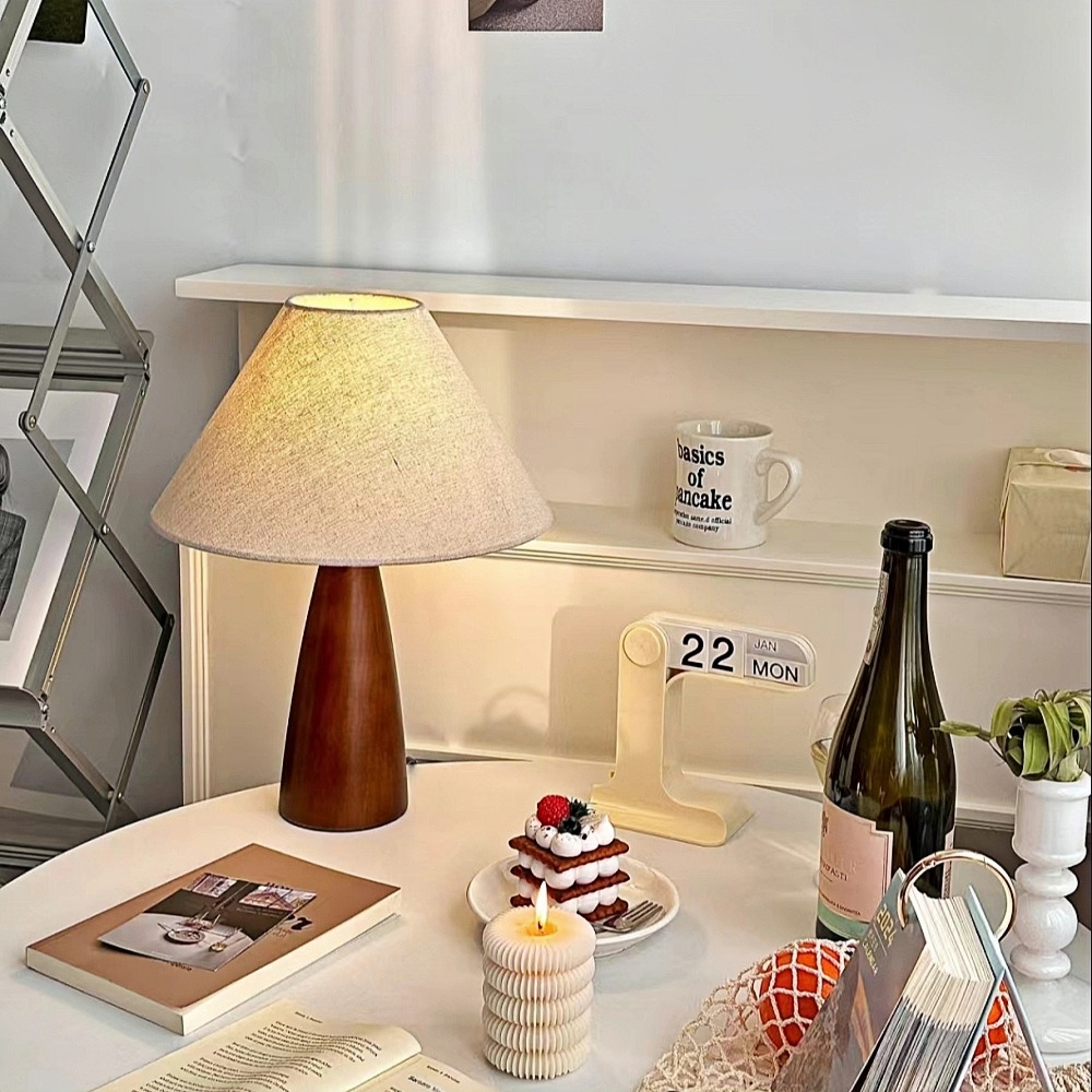 Wabi Sabi Style Retro Solid Wood Fabric High-End Desk Lamp