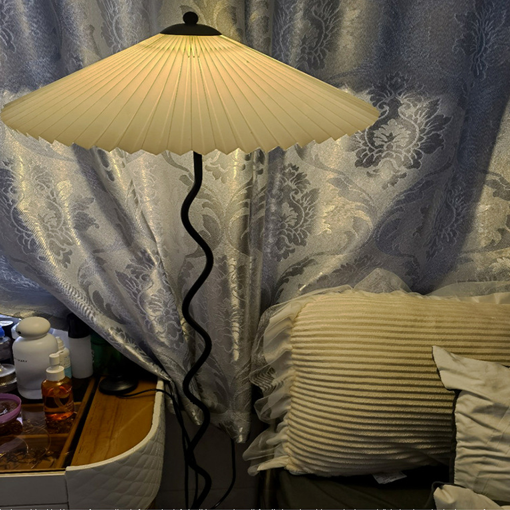 Vintage Pleated S-shaped Floor Lamp Designer Art Fabric Standing Lamps
