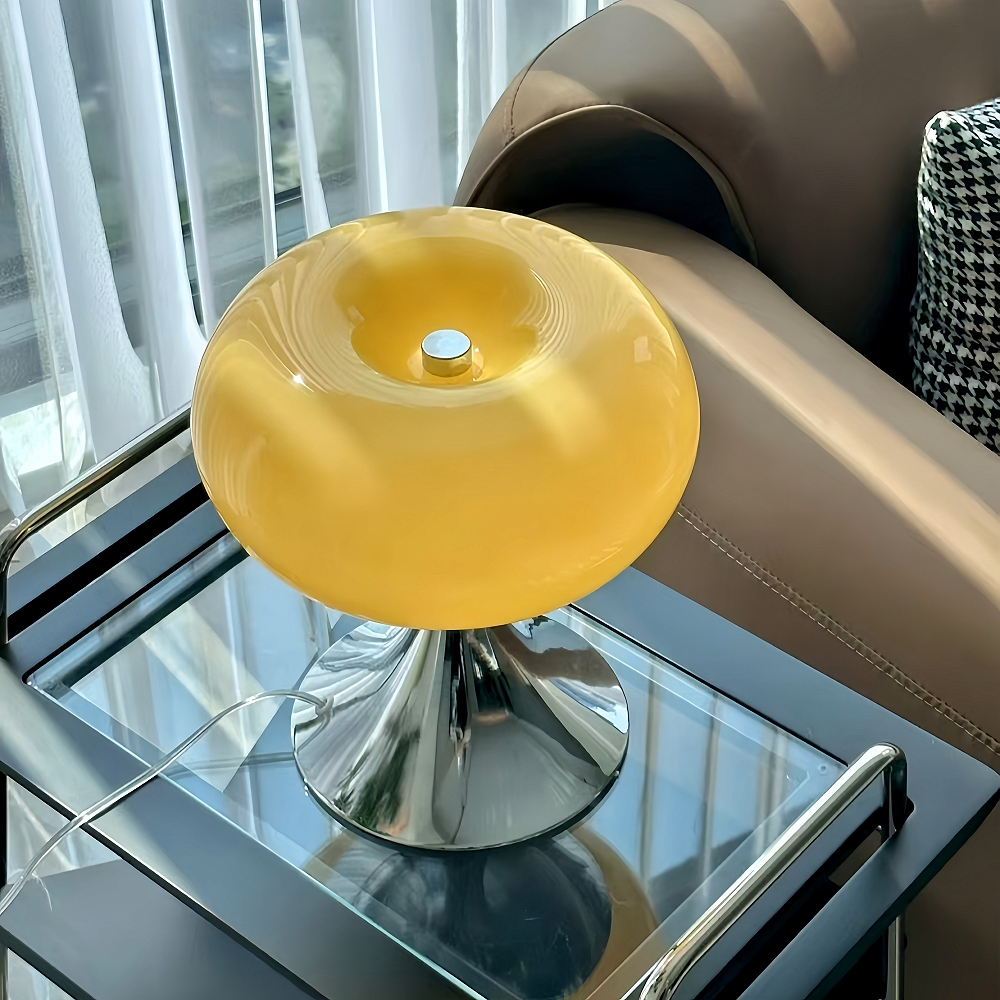 Creative Green Apple Vintage Atmosphere Bauhaus Glass Desk Lamp