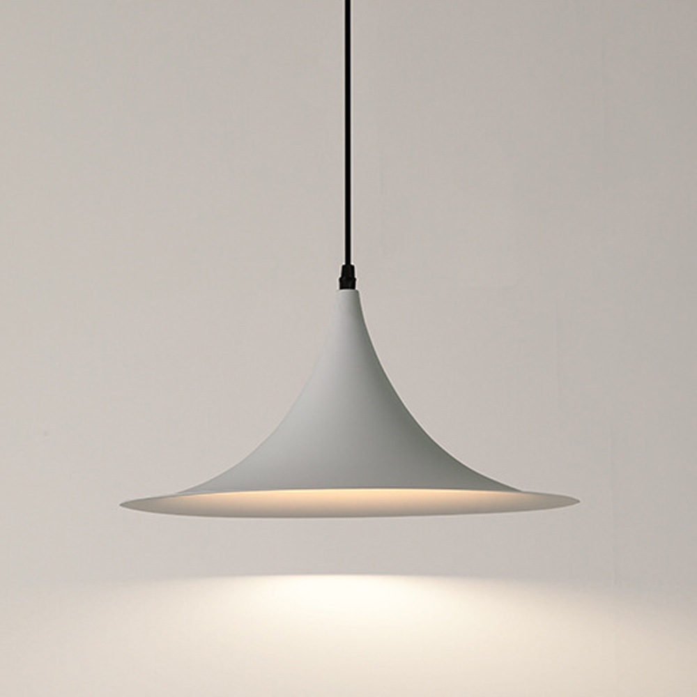 Industrial Style Horn Chandelier Minimalist Single-head Restaurant Metal Pendant Light