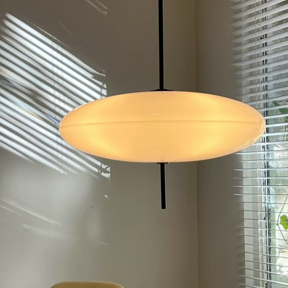 Nordic Creative Retro Flying Saucer Glass Pendant Light