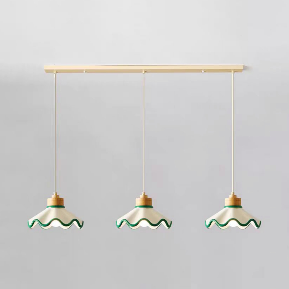 Medieval-Style Restaurant Island Platform With Cream-Colored Resin Pendant Lamp