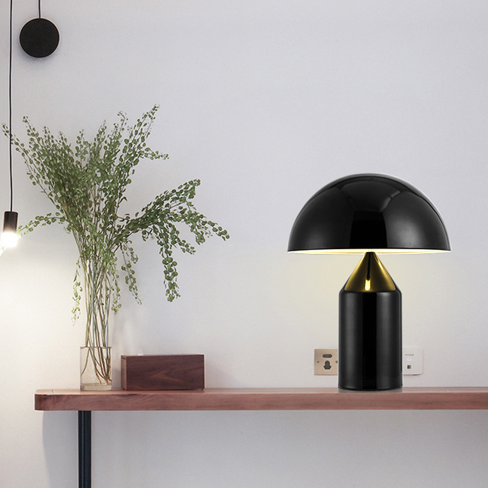 Nordic Luxury Creative Designer Mushroom Table Lamp Simple Metal Bedroom Bedside Lamp