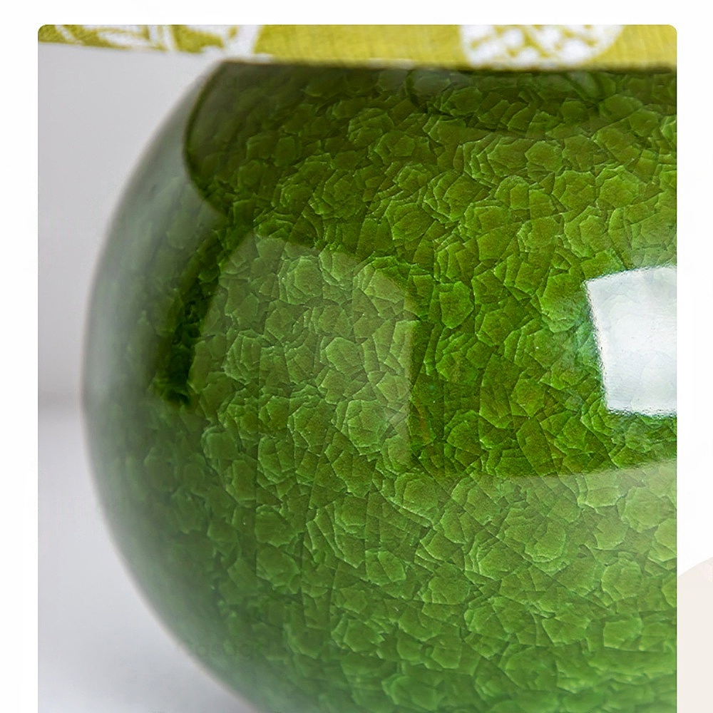 Retro Style Green Ice Chip Cracked Glaze Ceramic Desk Lamp Decoration Desktop Lamp