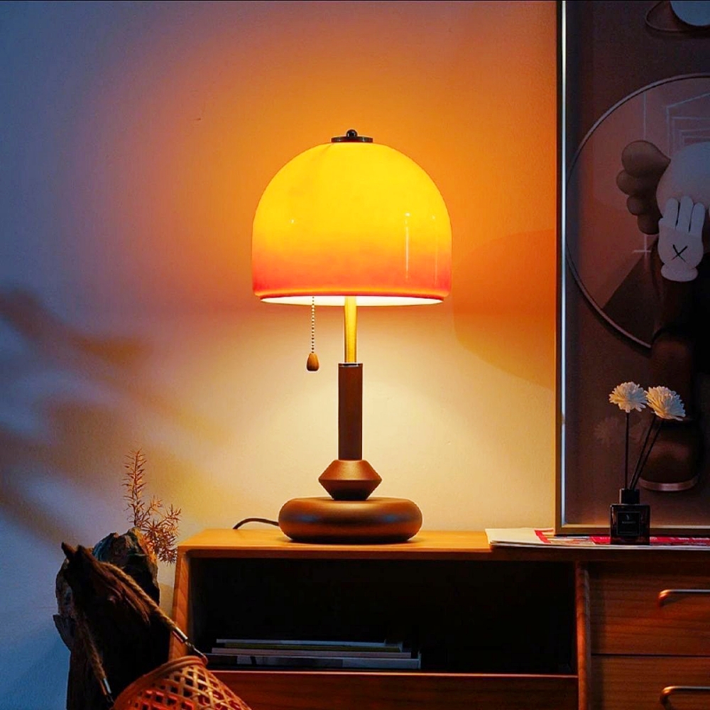 Vintage Glass-Decorated Solid Wood Sunset Table Lamp
