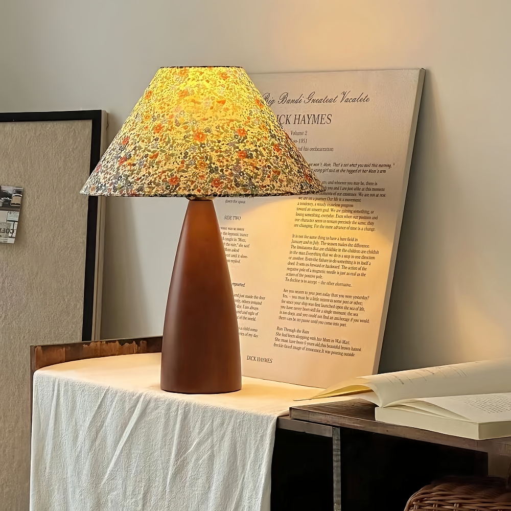 Wabi Sabi Style Retro Solid Wood Fabric High-End Desk Lamp