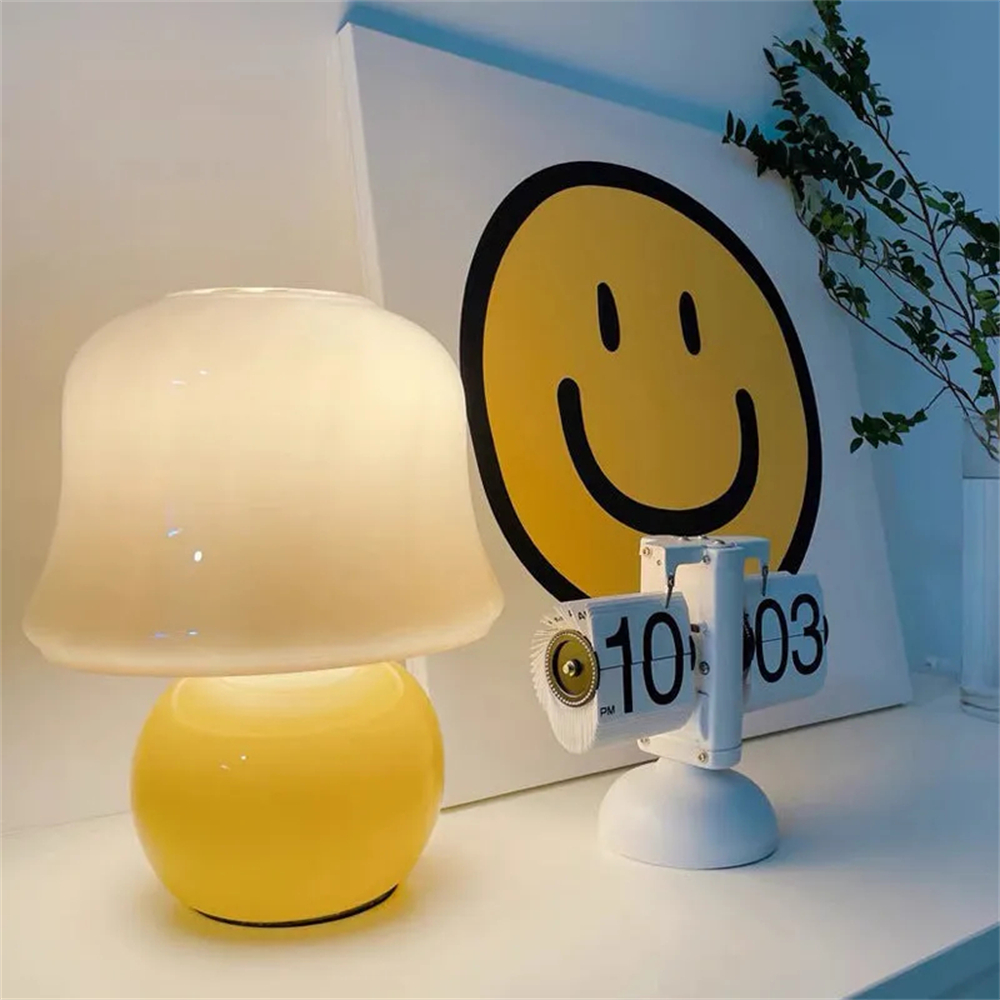 French Cream Mushroom Lamp Creative Decorative Table Lamp For Bedroom