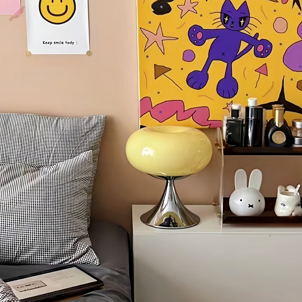 Creative Green Apple Vintage Atmosphere Bauhaus Glass Desk Lamp