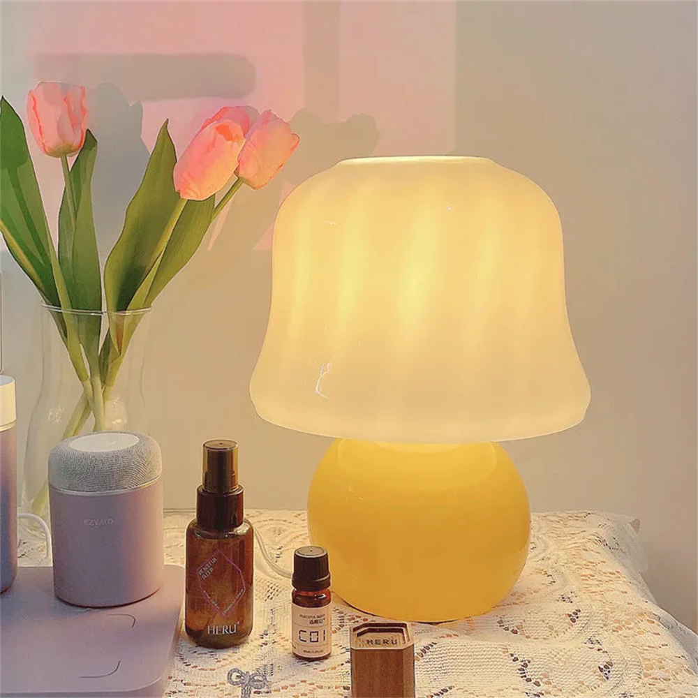 French Cream Mushroom Lamp Creative Decorative Table Lamp For Bedroom