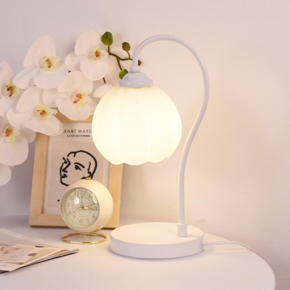 Bedroom desk lamp cream style bedside study flower bud creative eye protection night light