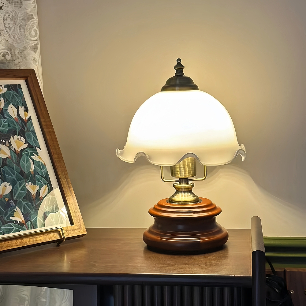 Vintage French Style Floral Glass Table Lamp Solid Wood Bedside Lamp