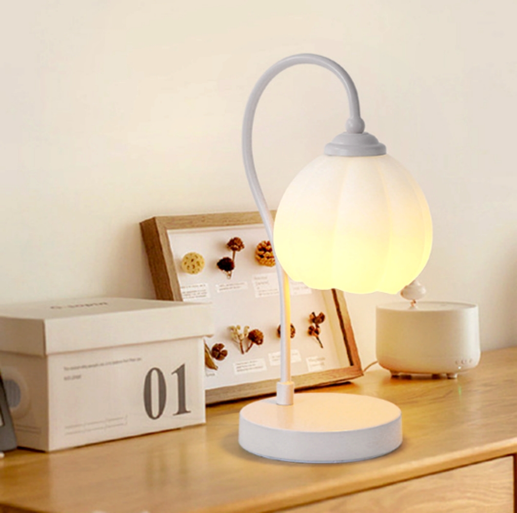 Bedroom desk lamp cream style bedside study flower bud creative eye protection night light