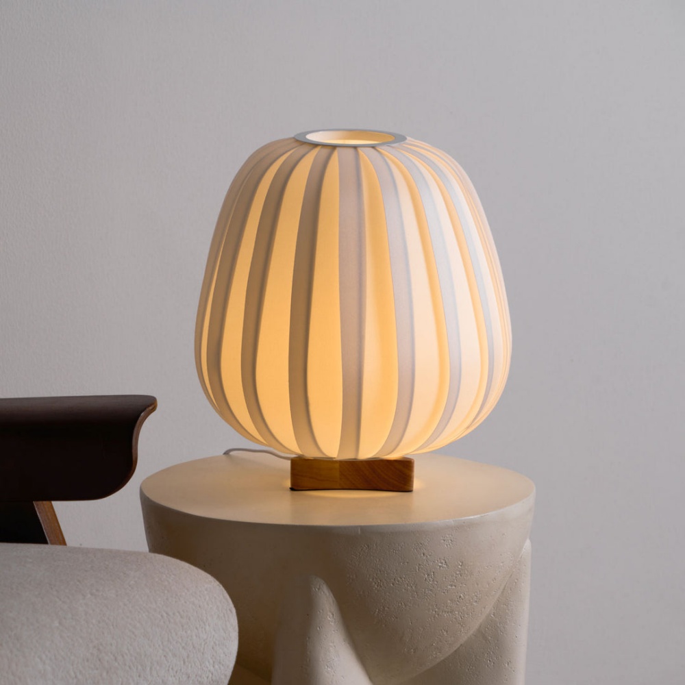 Modern Minimalist Solid Wood & Fabric Table Lamp