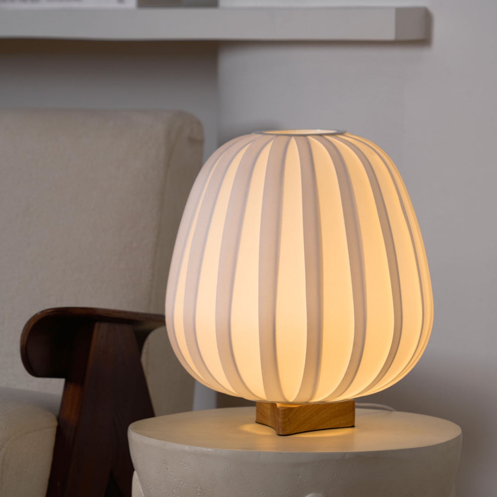Modern Minimalist Solid Wood & Fabric Table Lamp
