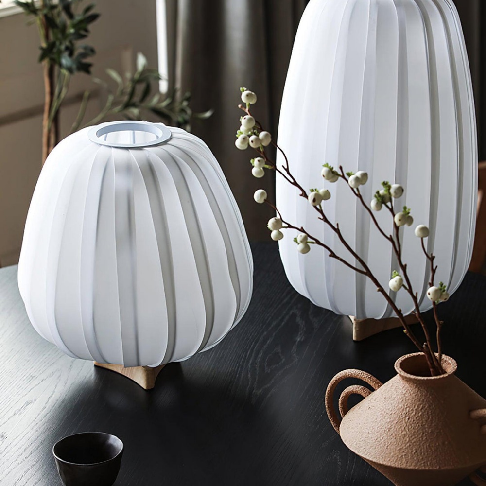 Modern Minimalist Solid Wood & Fabric Table Lamp