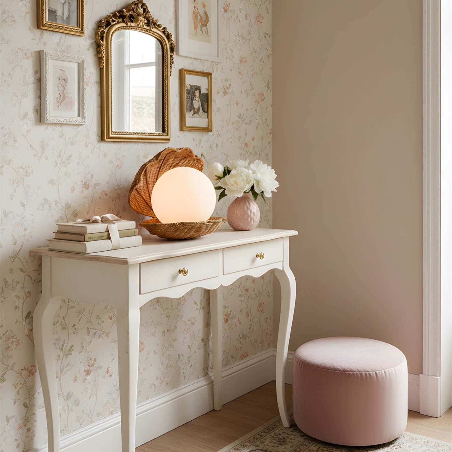 Iris Clam Shell Table Lamp Coastal Seashell Bedside Light