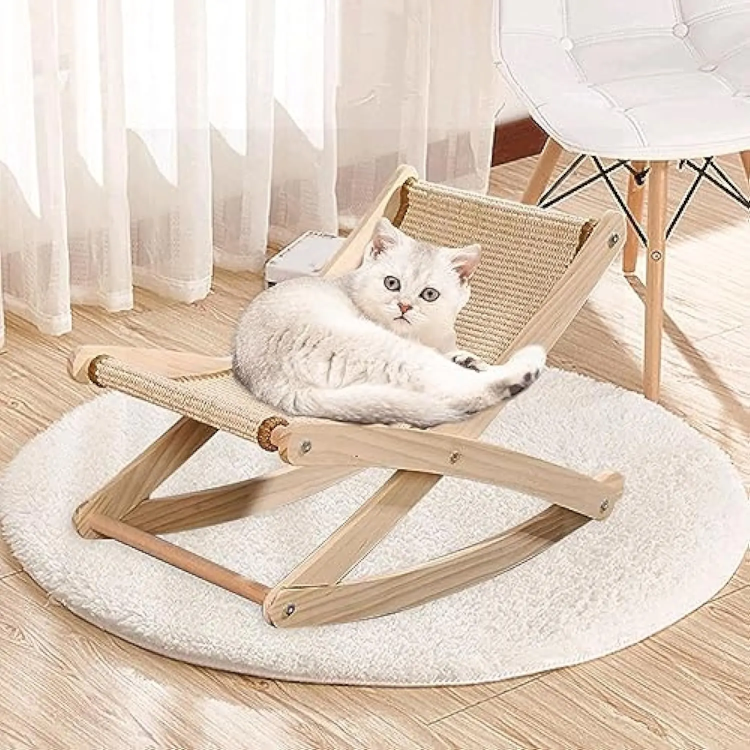 Foldable Sisal Cat Chair - Space-Saving Scratching Lounge for Small Apartments | Natural Fiber Cat Furniture with Reversible Design