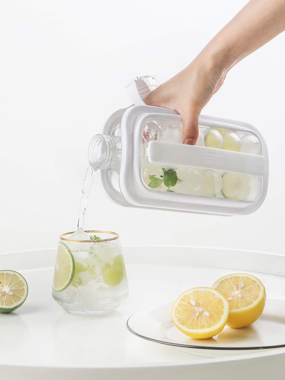 Portable Ice Balls Maker 🧊