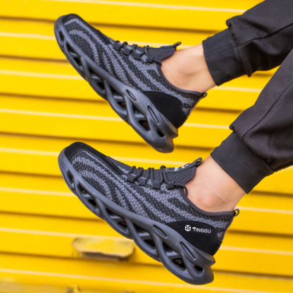 SOAR 2.0-BLACK-Cadeshoes